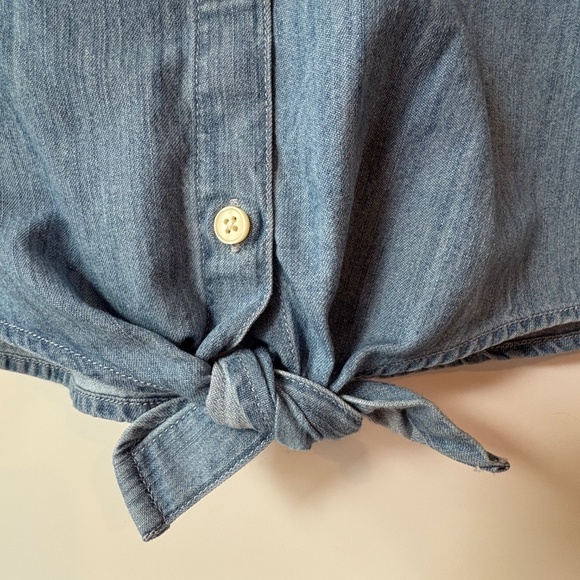 Denim shirt, tie front top, button up jean shirt, cropped denim top, Size S - Picture 4 of 8